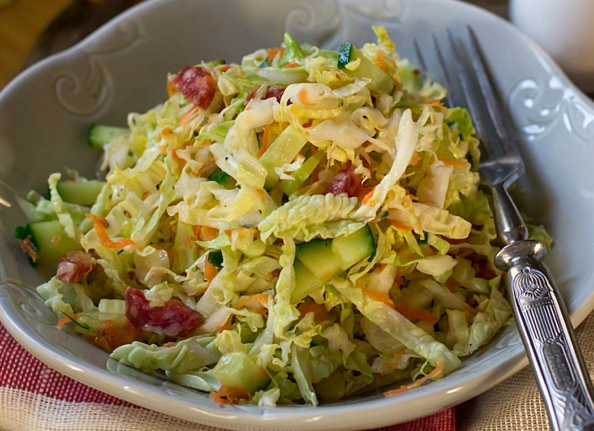 surówka z kapusty pekińskiej