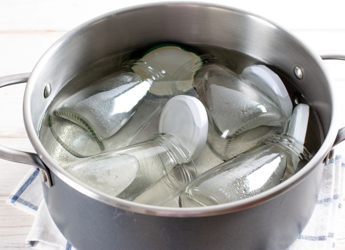 moczenie słoików w occie