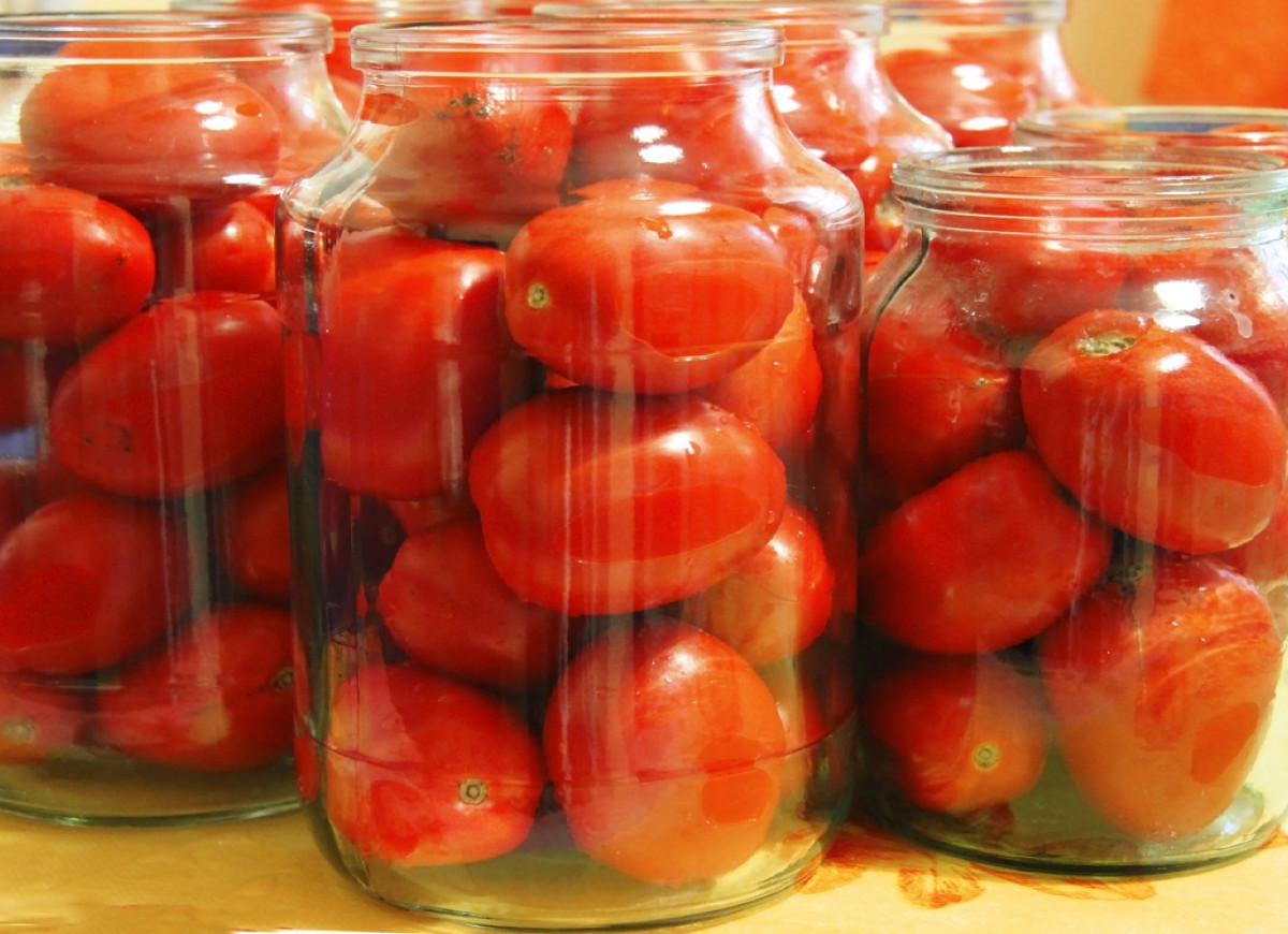pomidory na zimę do słoików