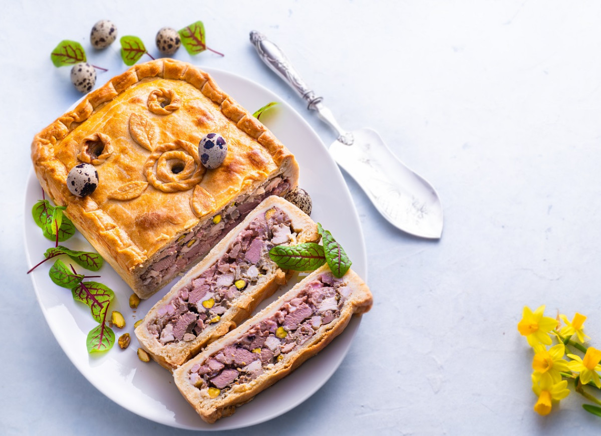 Placek z mięsem w galarecie