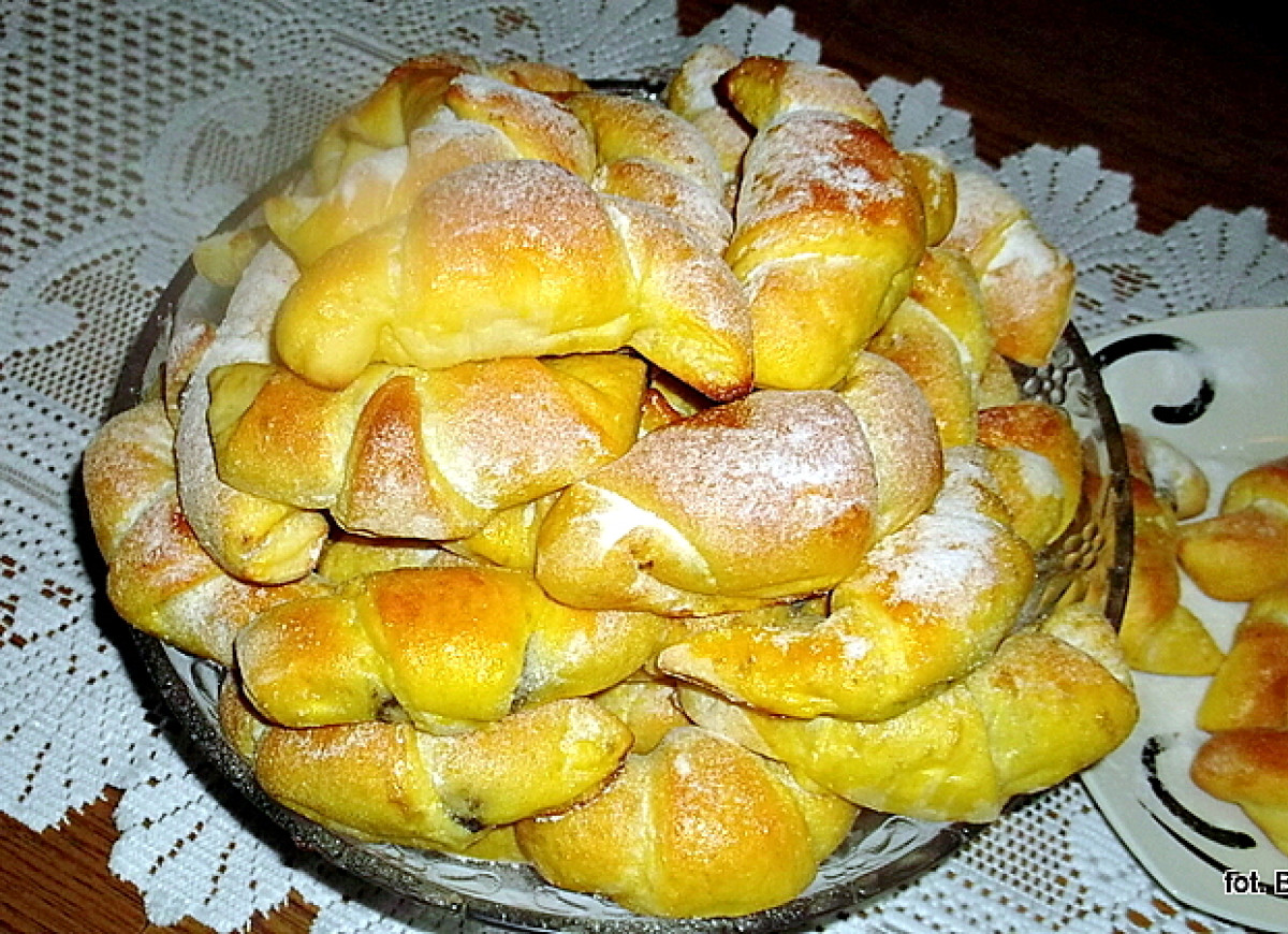 1-mini rodaliki drożdżowe z czekoladą (6)