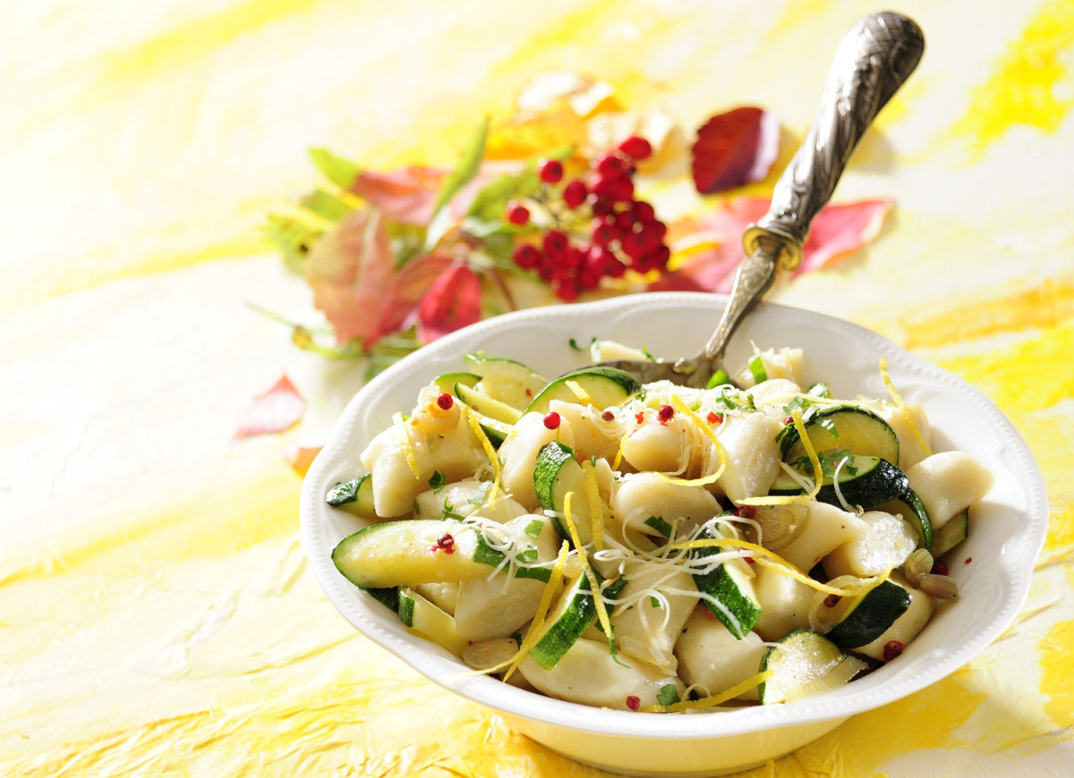 Kopytka z cukinią i oscypkiem