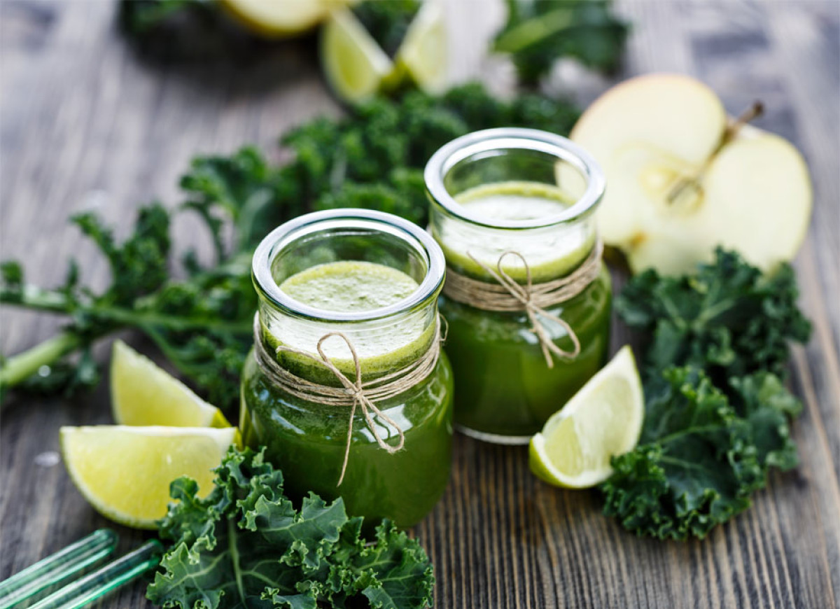 Smoothie z jarmużem i jabłkiem