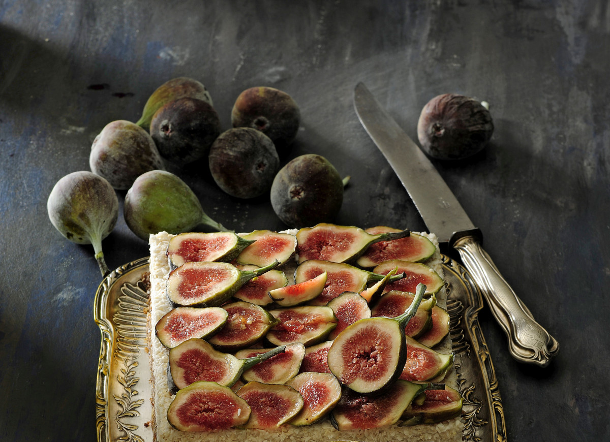 Ciasto wegańskie z figami bez pieczenia