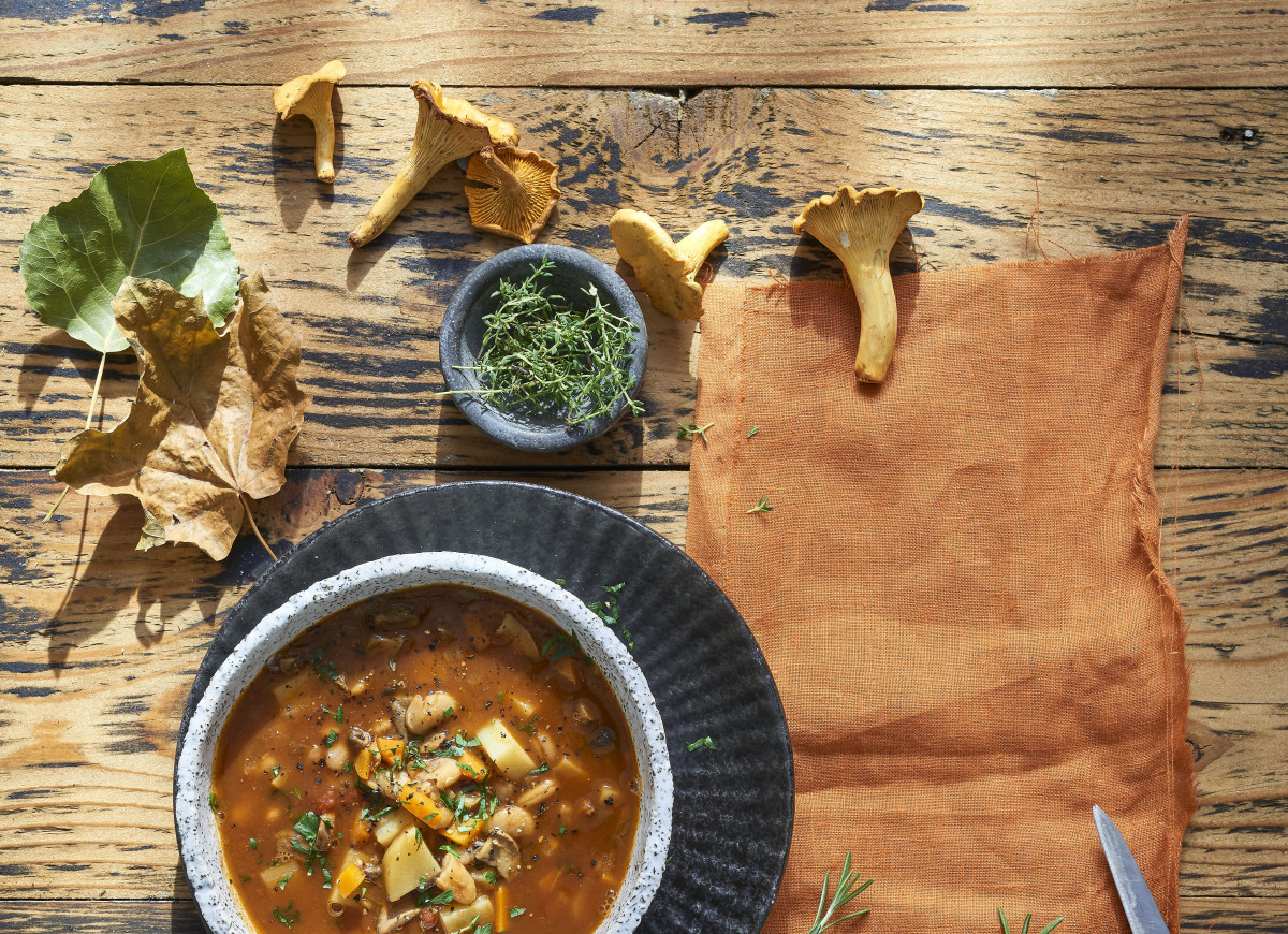 Zupa grzybowa z fasolą