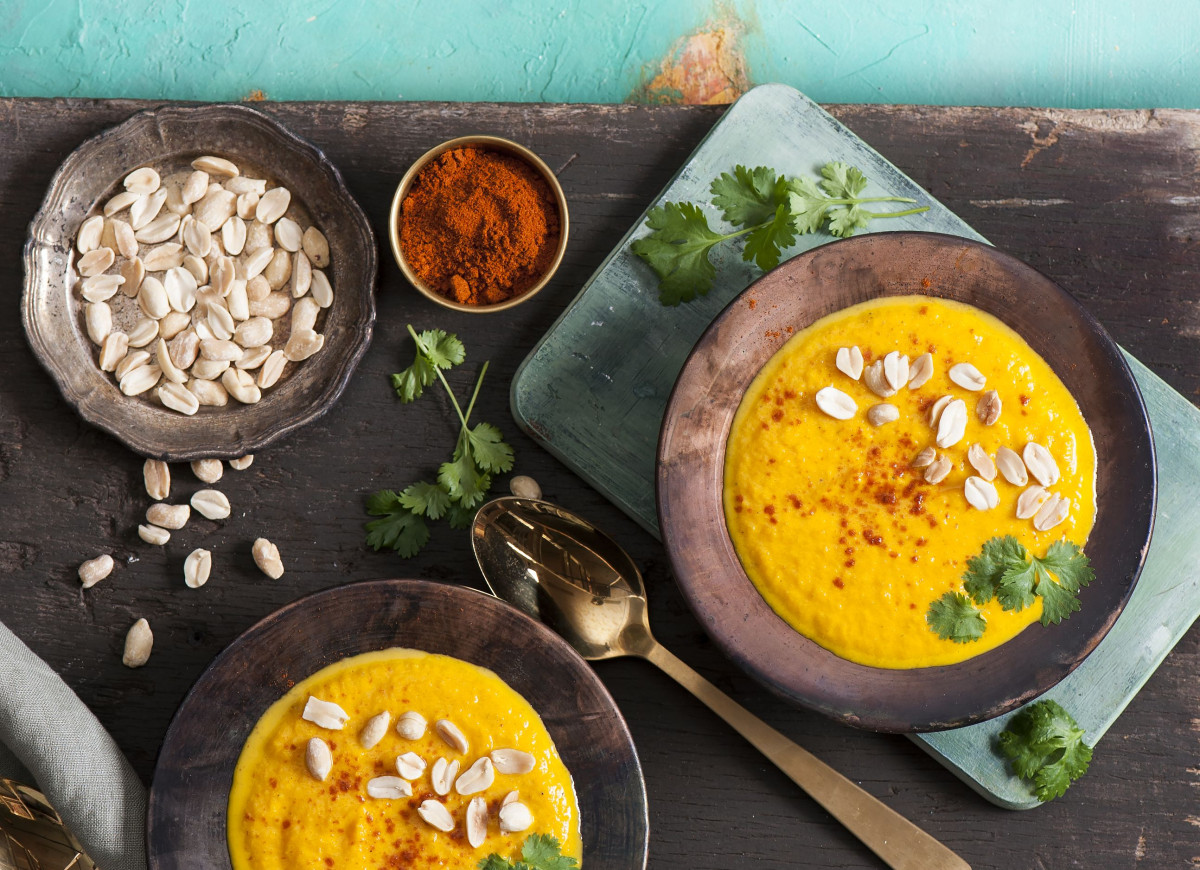 Zupa z pieczonej marchewki