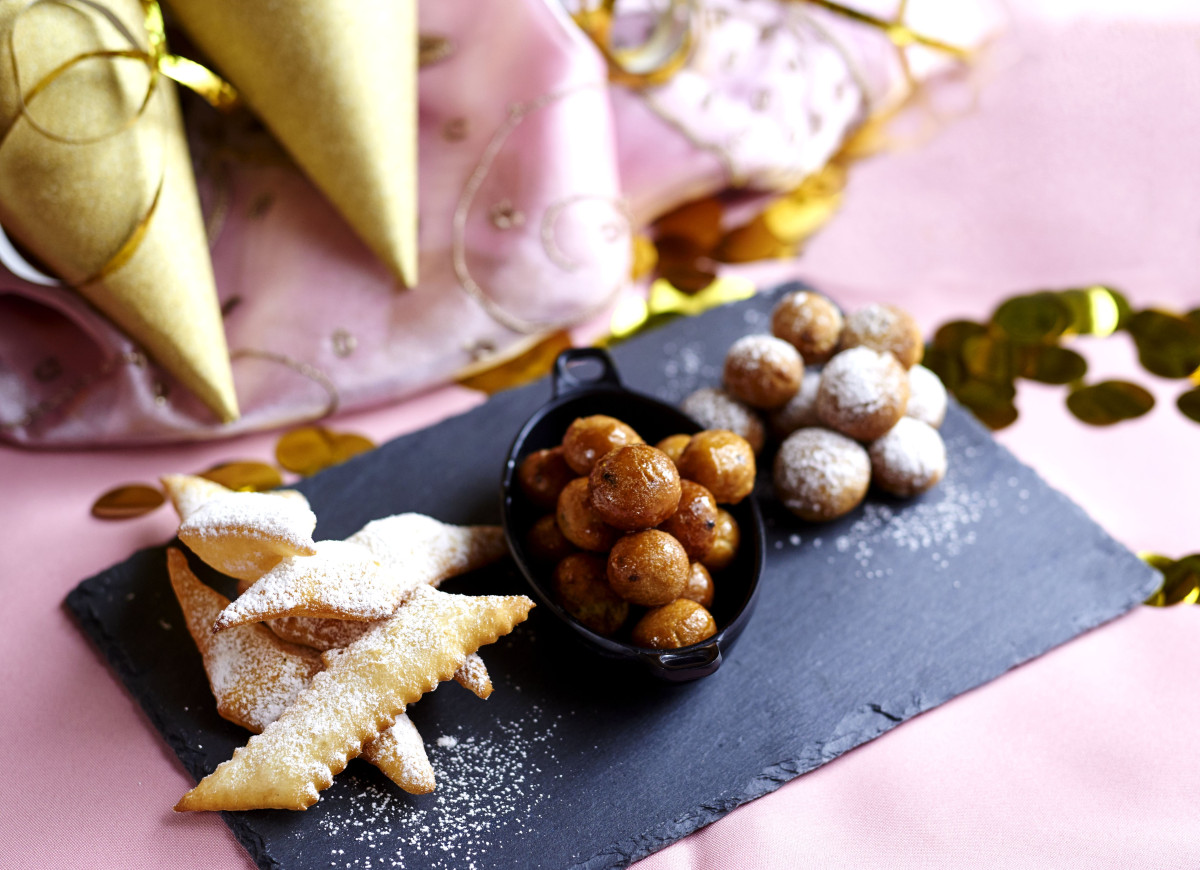 Castagnole pączki włoskie