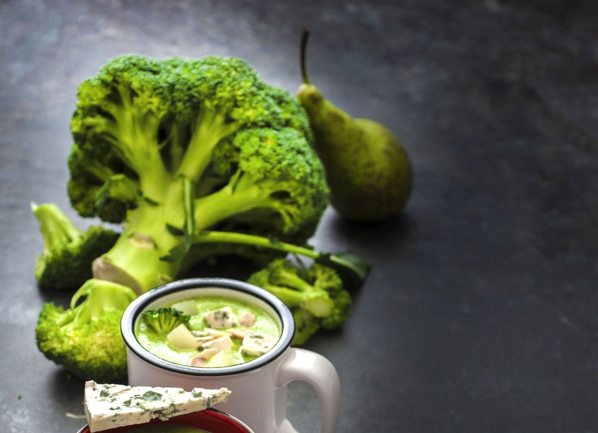 Zupa brokułowa krem z gruszkami