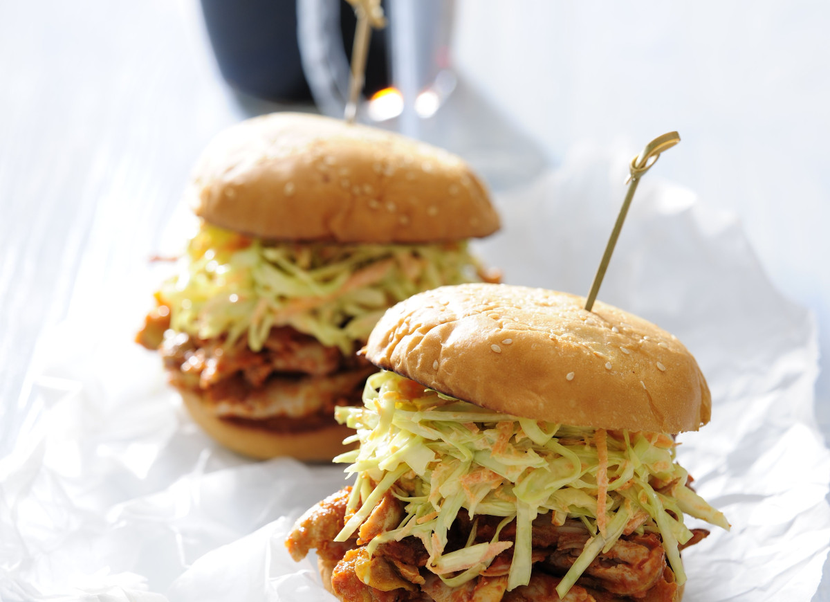 Chickenburger i sos BBQ