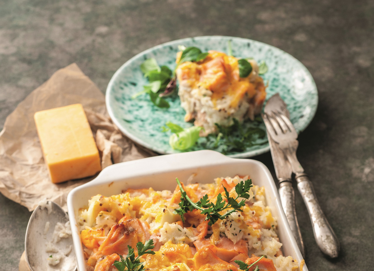 Potrawka z ryżu z łososiem po francusku