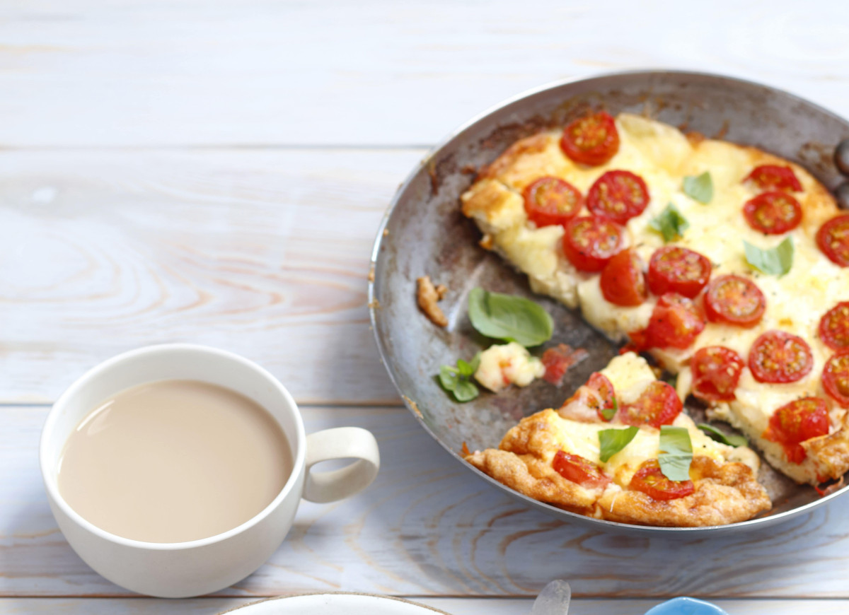 Omlet włoski jak pizza margerita