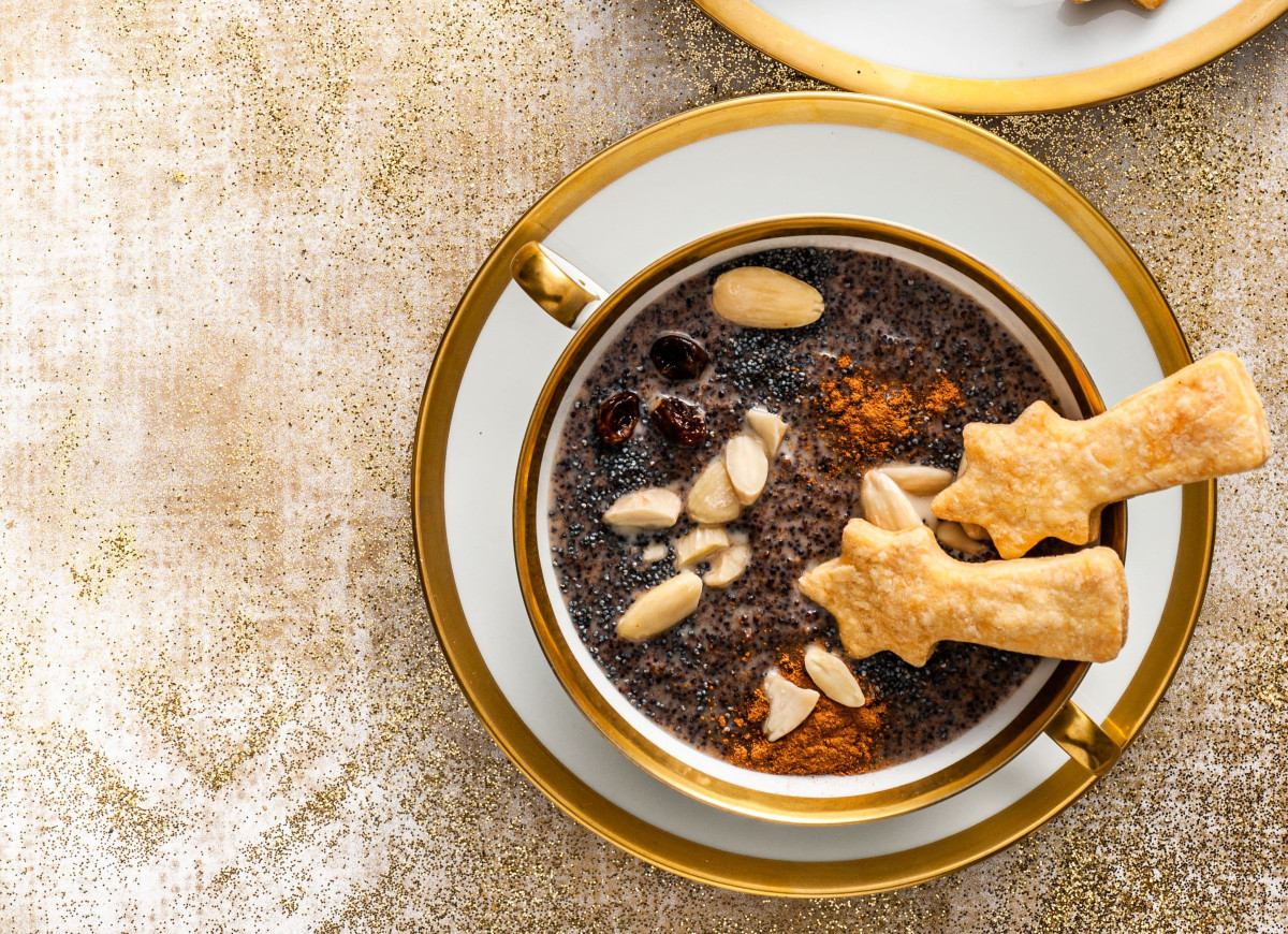 Zupa makowa z łamańcami