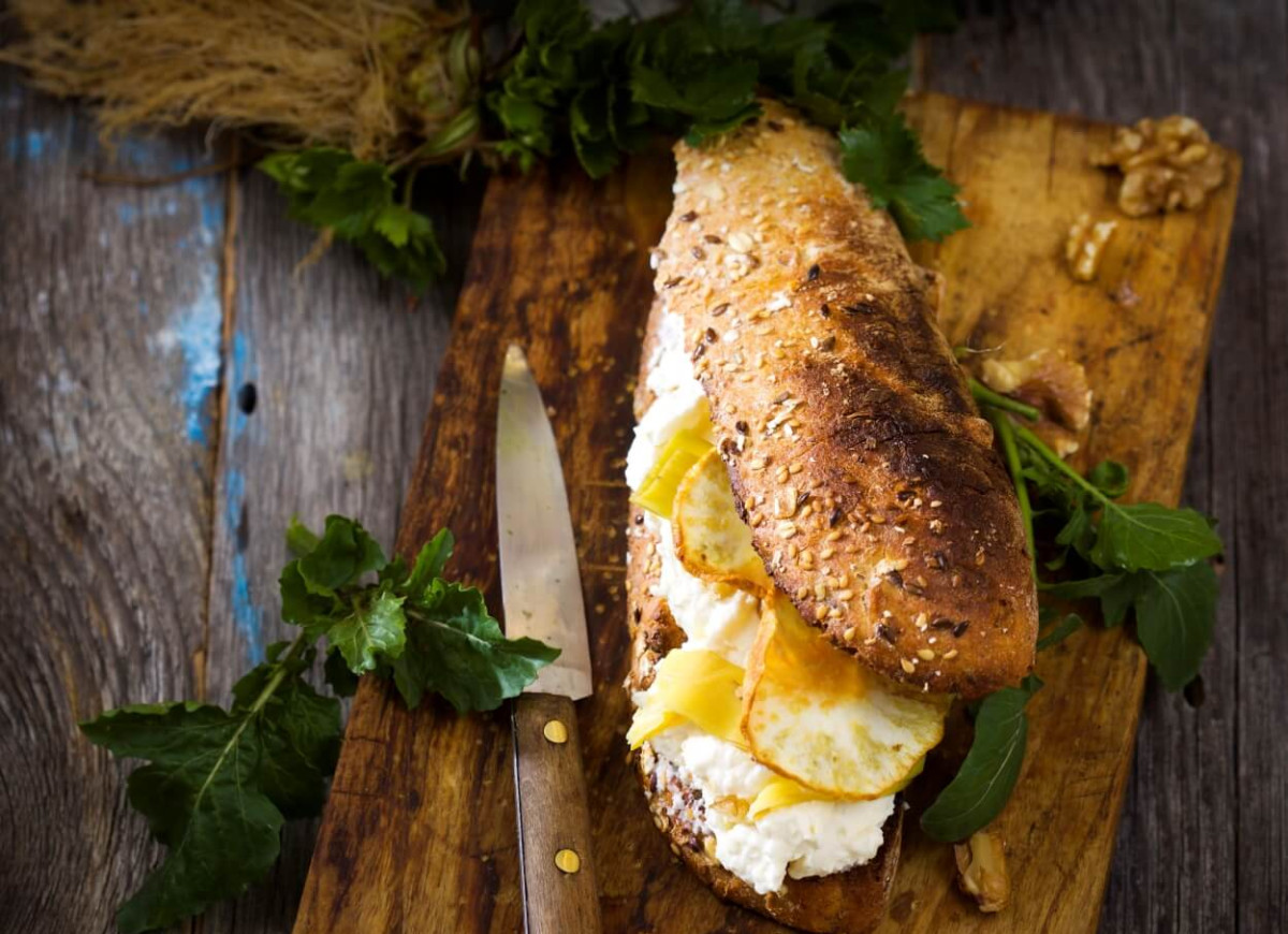 Bruschetta z musem z selera i karczochów