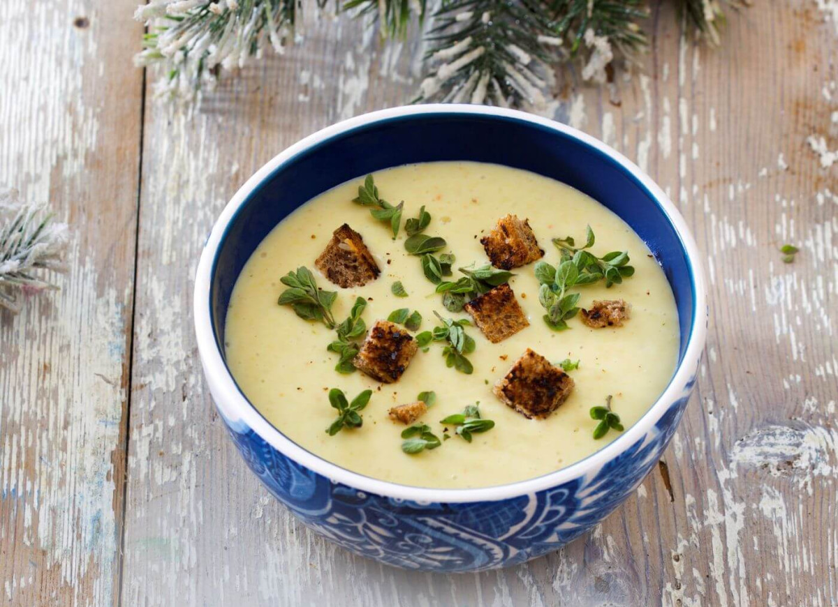 Zupa-krem z fasoli i czosnku