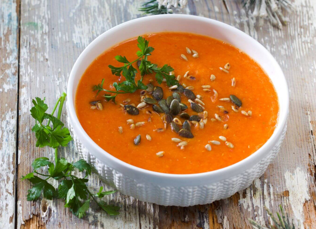 Zupa-krem z soczewicy z marchewka i papryką