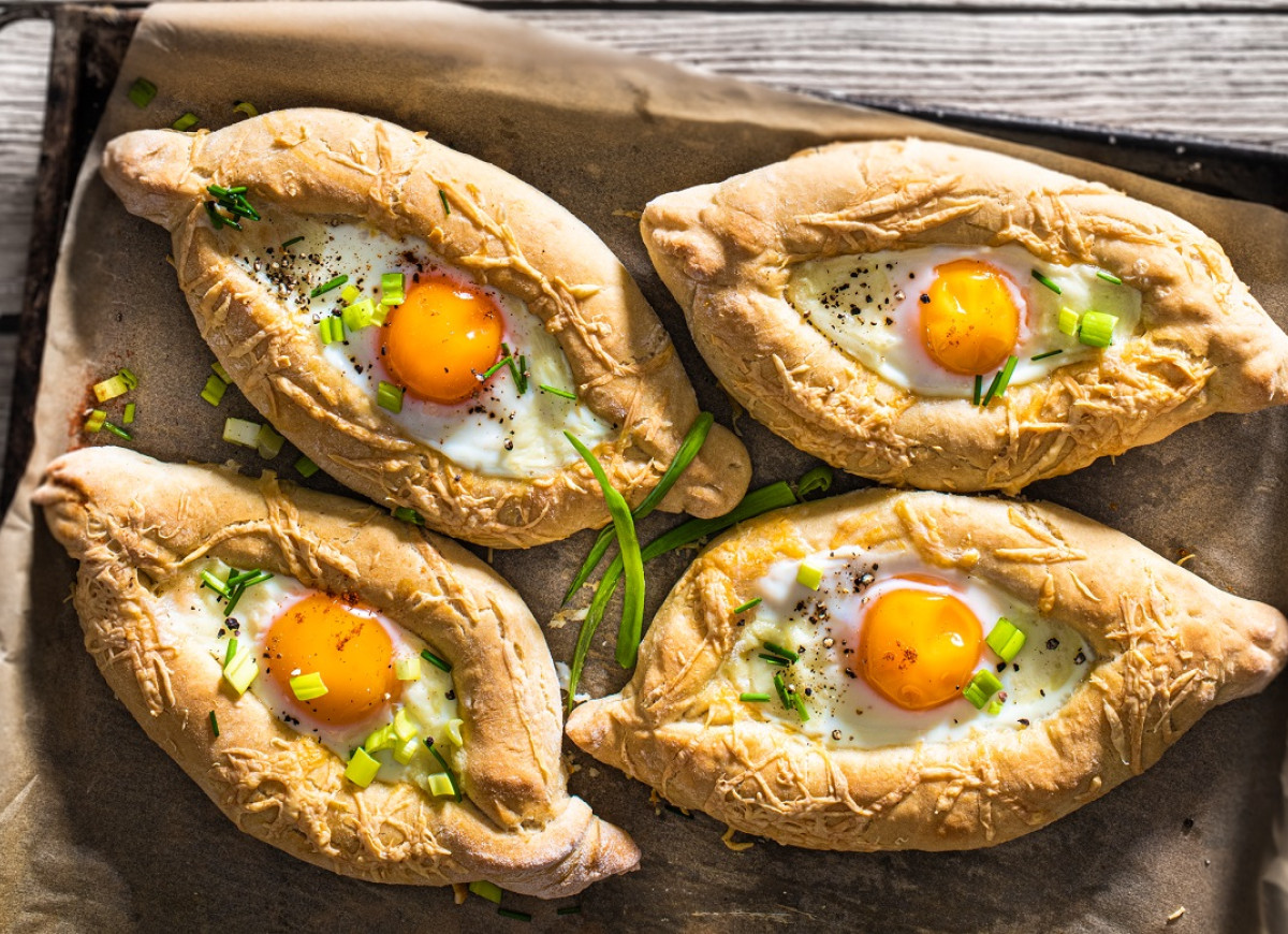 Chaczapuri adżarskie