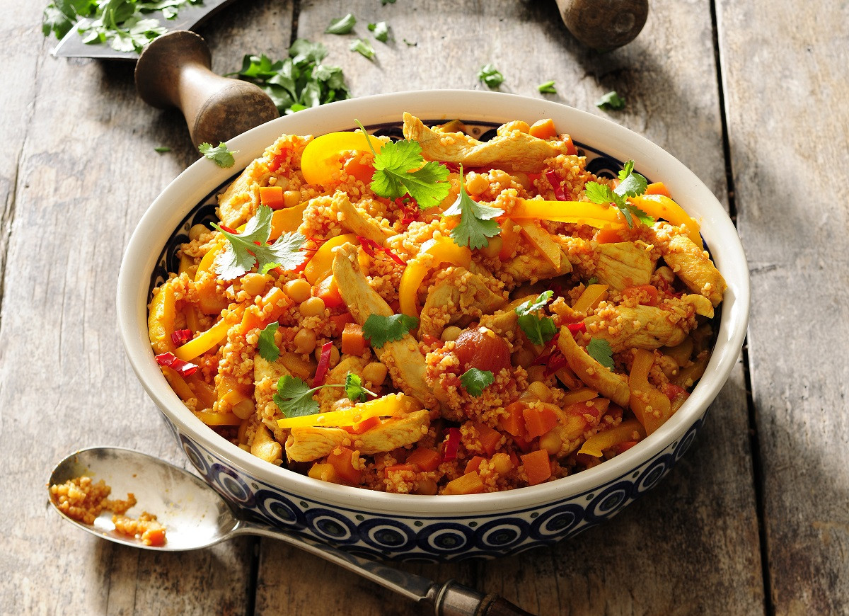 Curry z kaszy jaglanej i kurczaka