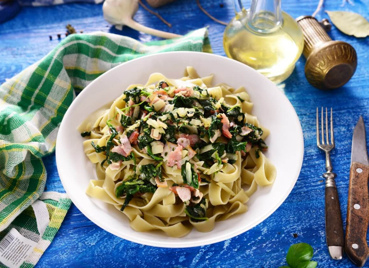 Tagliatelle ze szpinakiem ze słonecznikiem