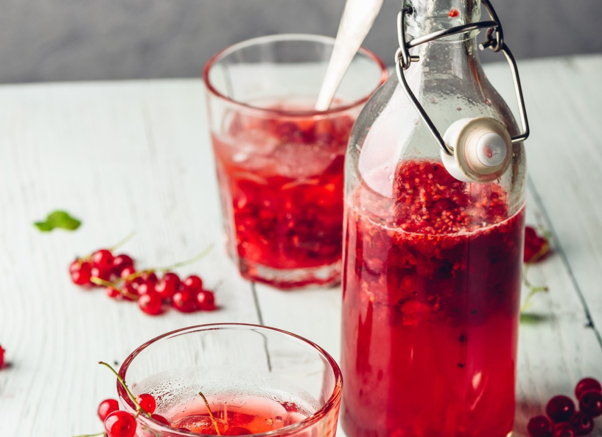 Kompot z czerwonych porzeczek