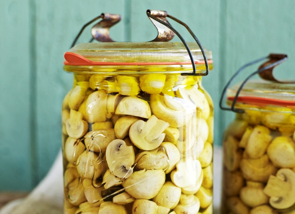 Pieczarki marynowane