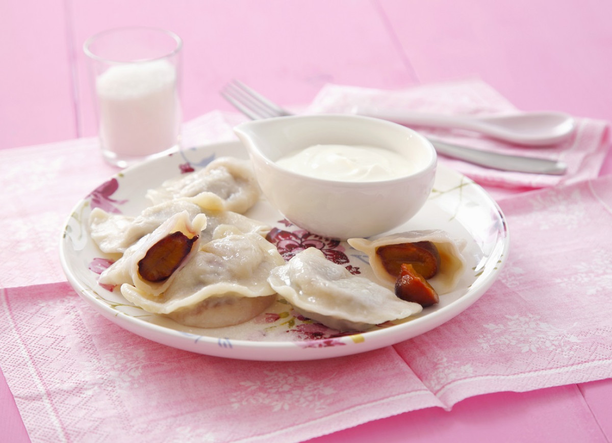 Pierogi ze śliwkami