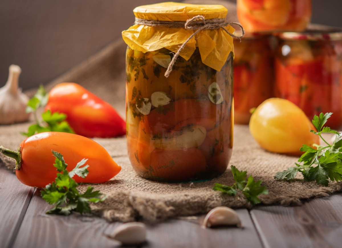 pieczona papryka w oliwie