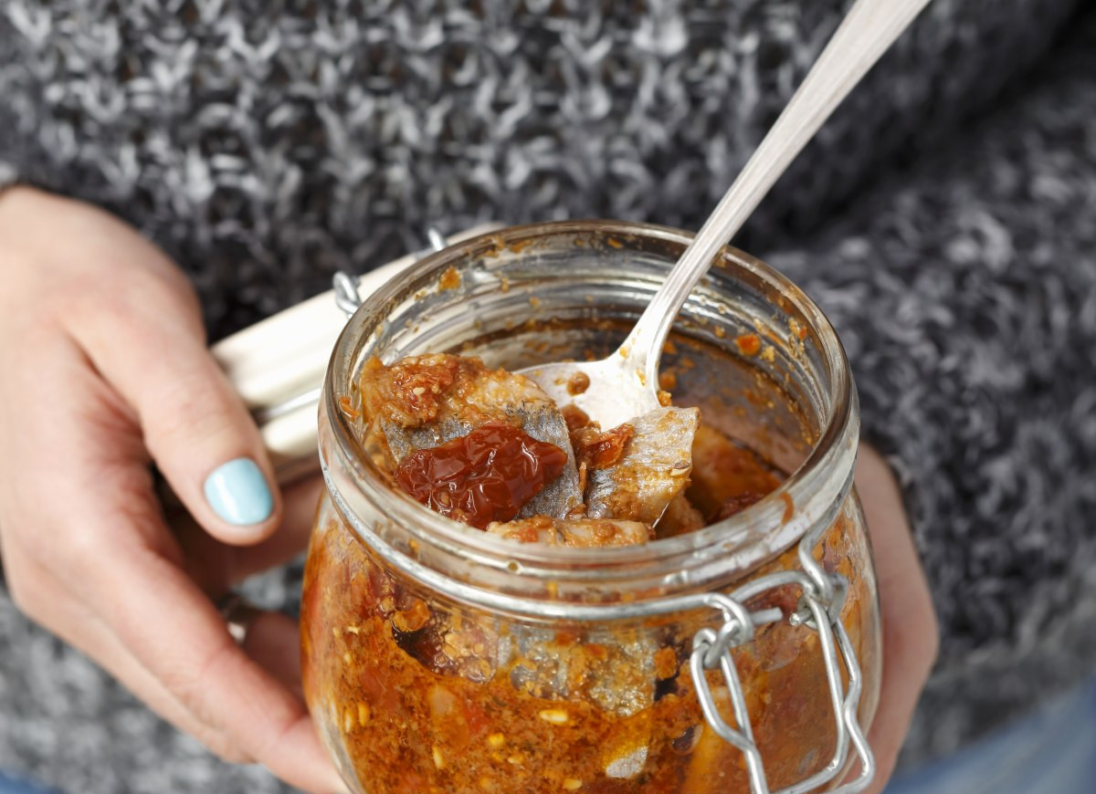 Śledzie w pomidorach