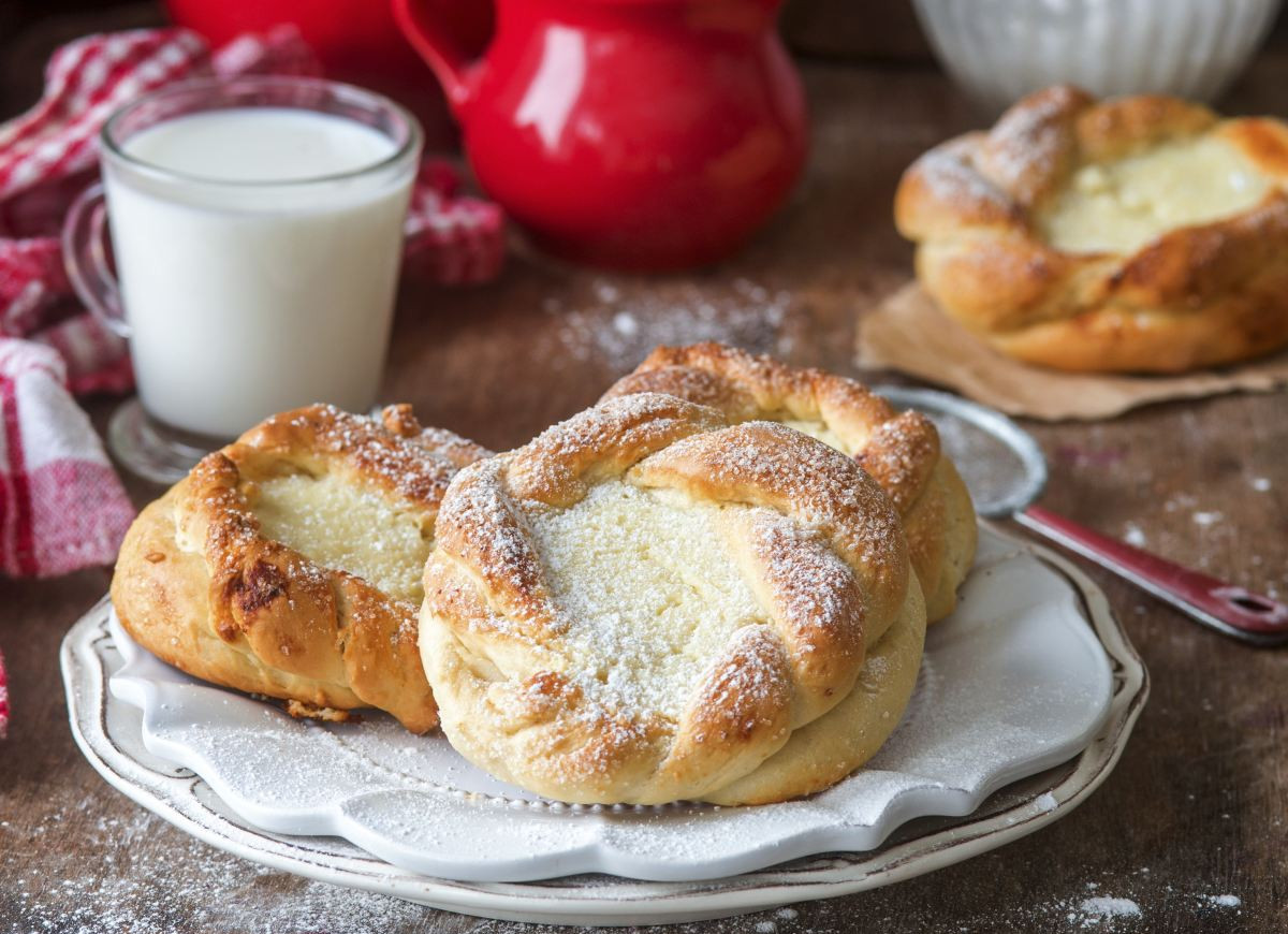 Drożdżówki z serem