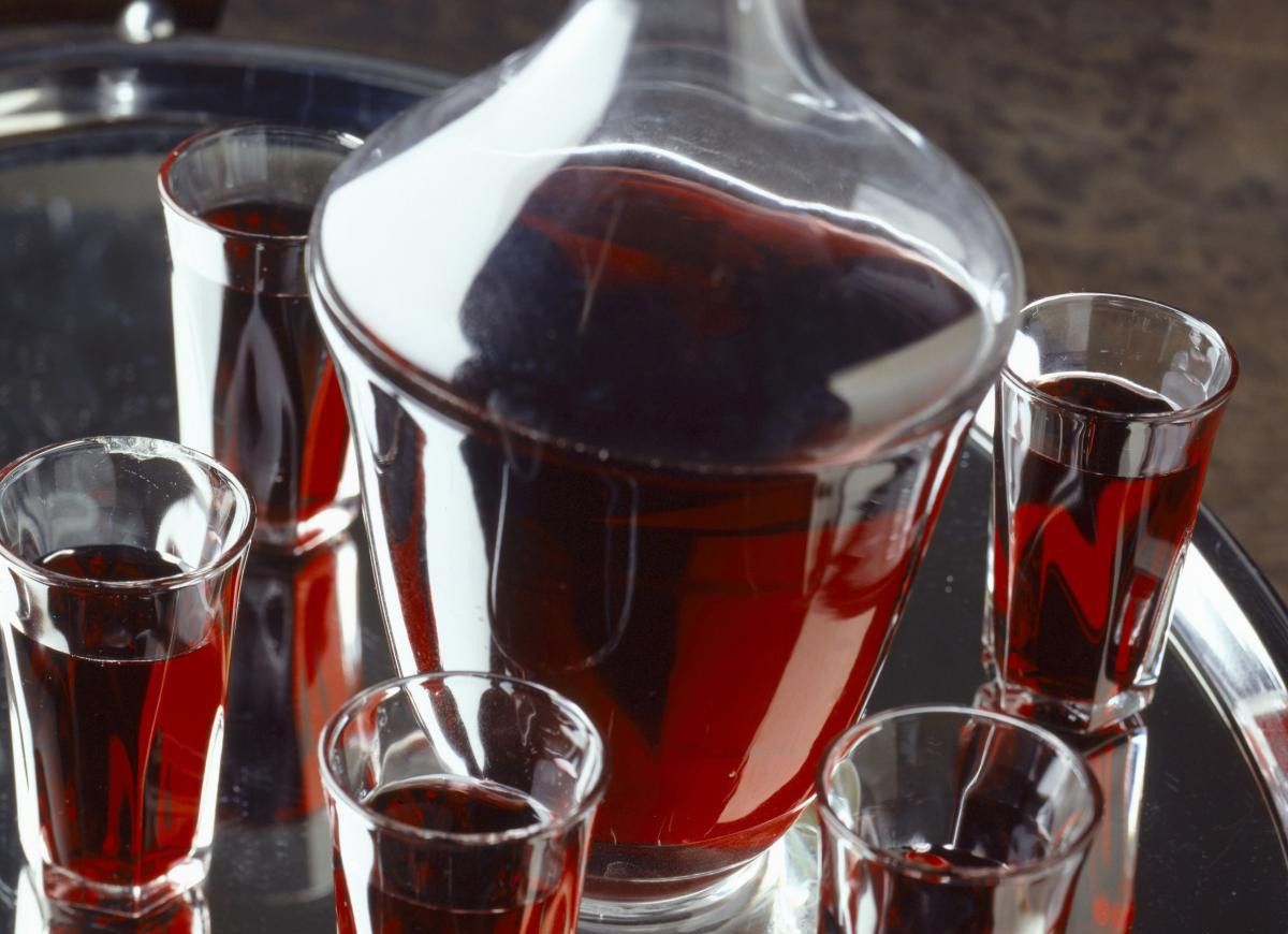 Nalewka z czarnej porzeczki