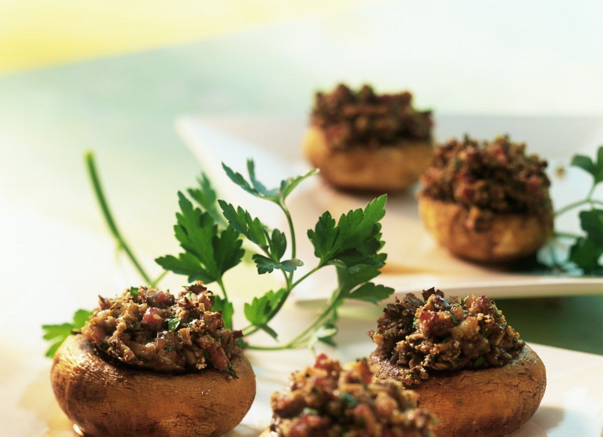 pieczarki faszerowane