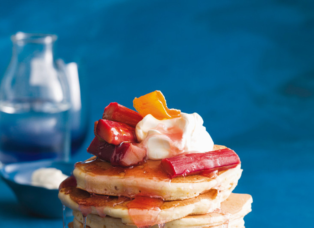 racuchy-z-rabarbarem