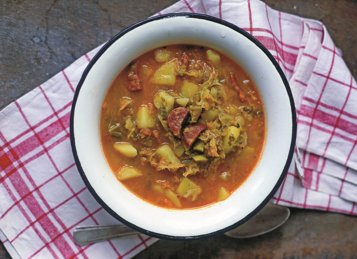 Zupa z kapusty włoskiej