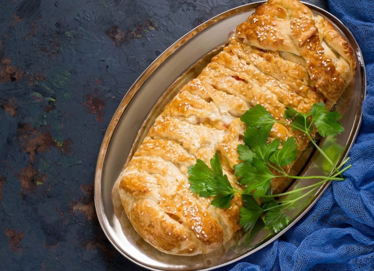 Warkocz z ciasta francuskiego