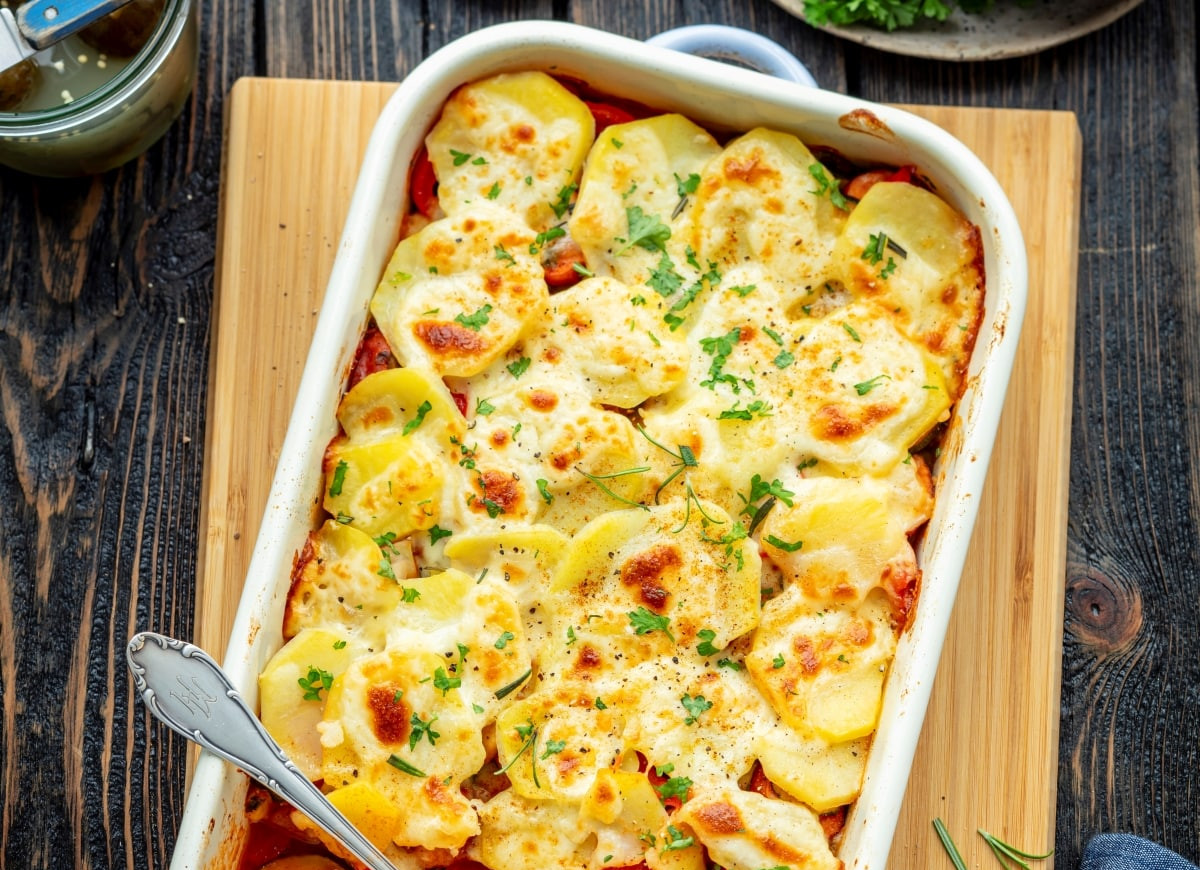 Zapiekanka ziemniaczana z warzywami