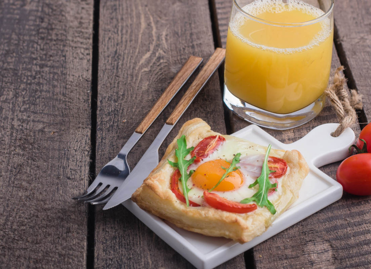 Jajko sadzone w cieście francuskim