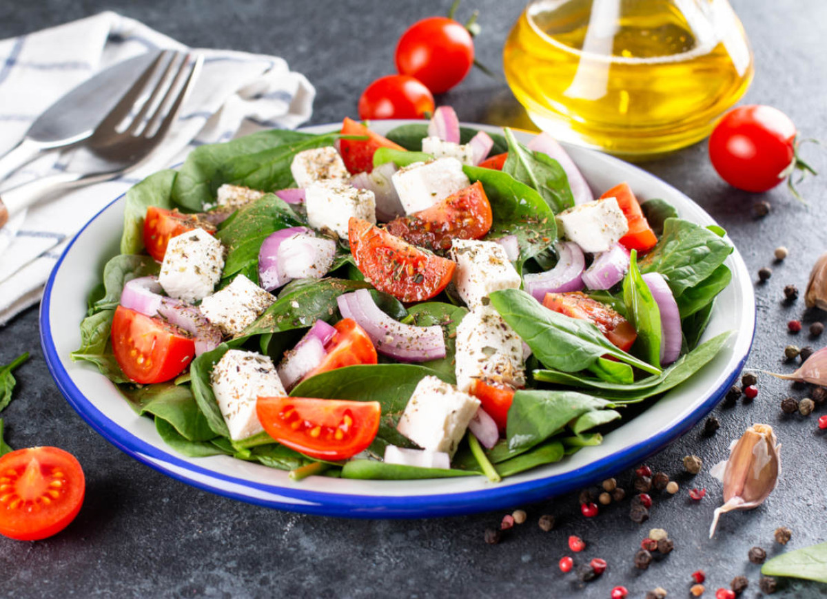 Sałatka ze szpinakiem