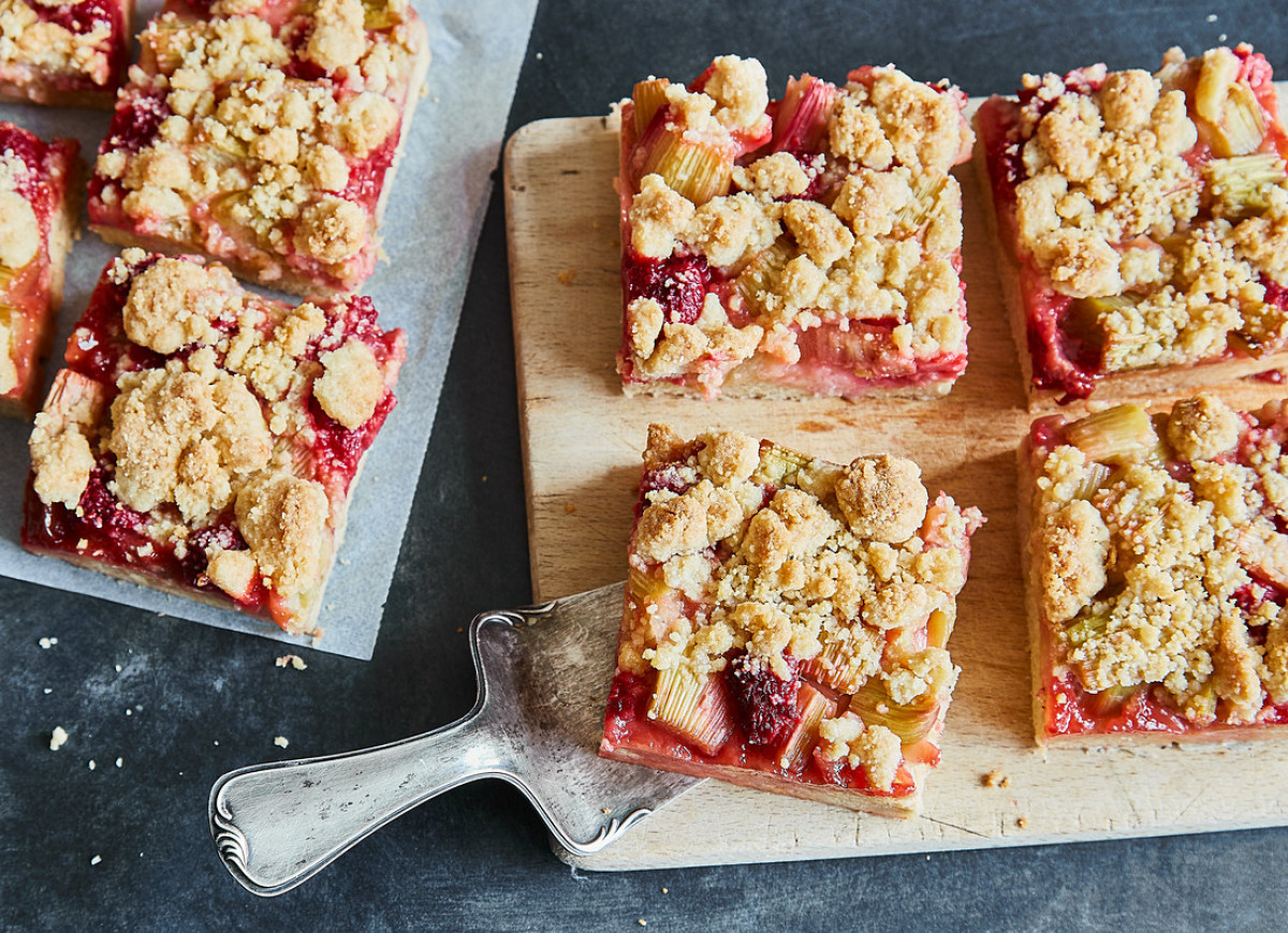 ciasto-kruche-z-rabarbarem