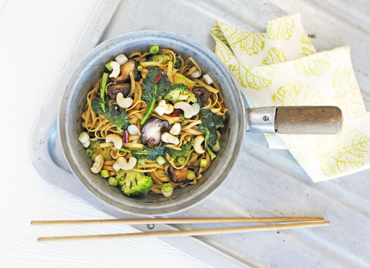 Makaron orientalny z grzybami shitake