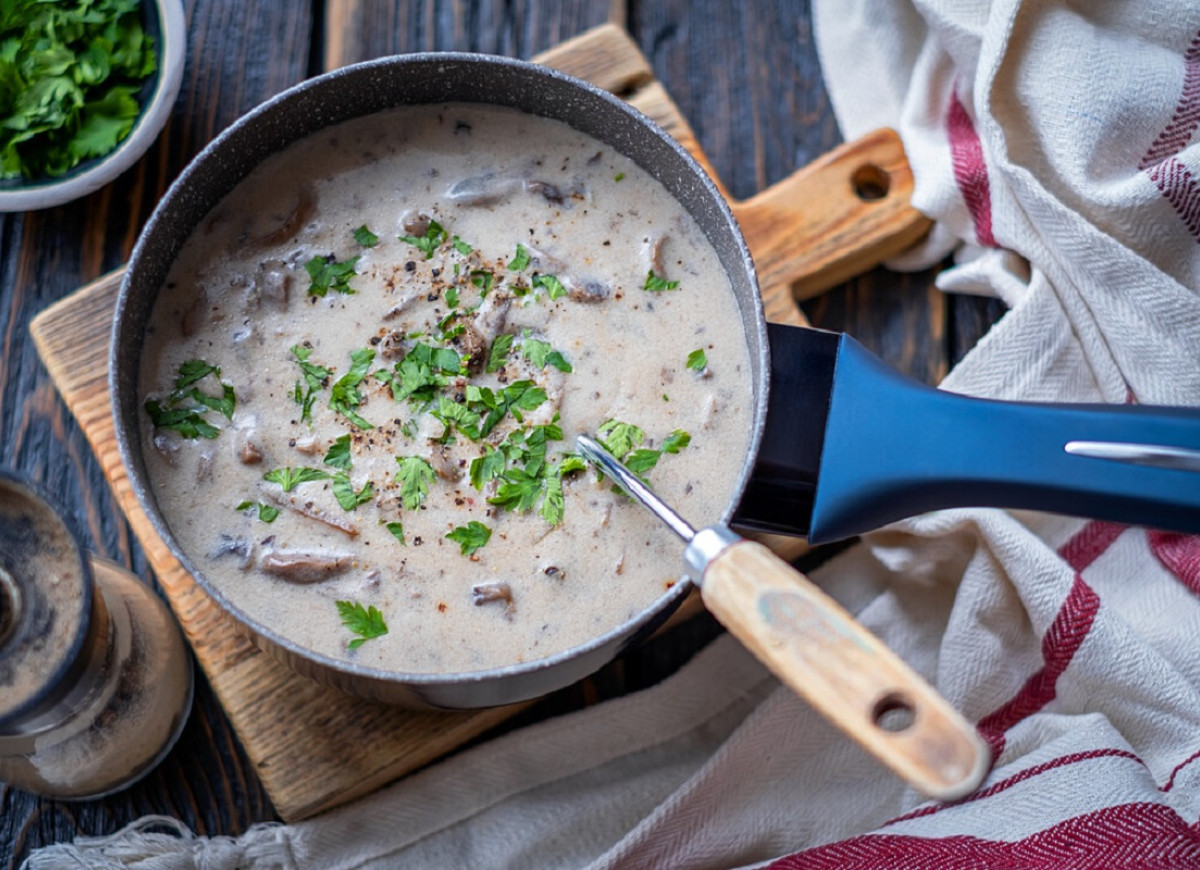 sos z suszonych grzybów