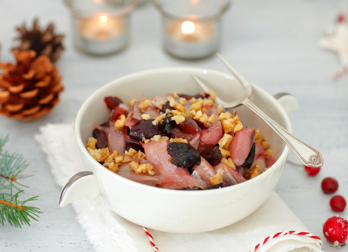 Śledzie z orzechami