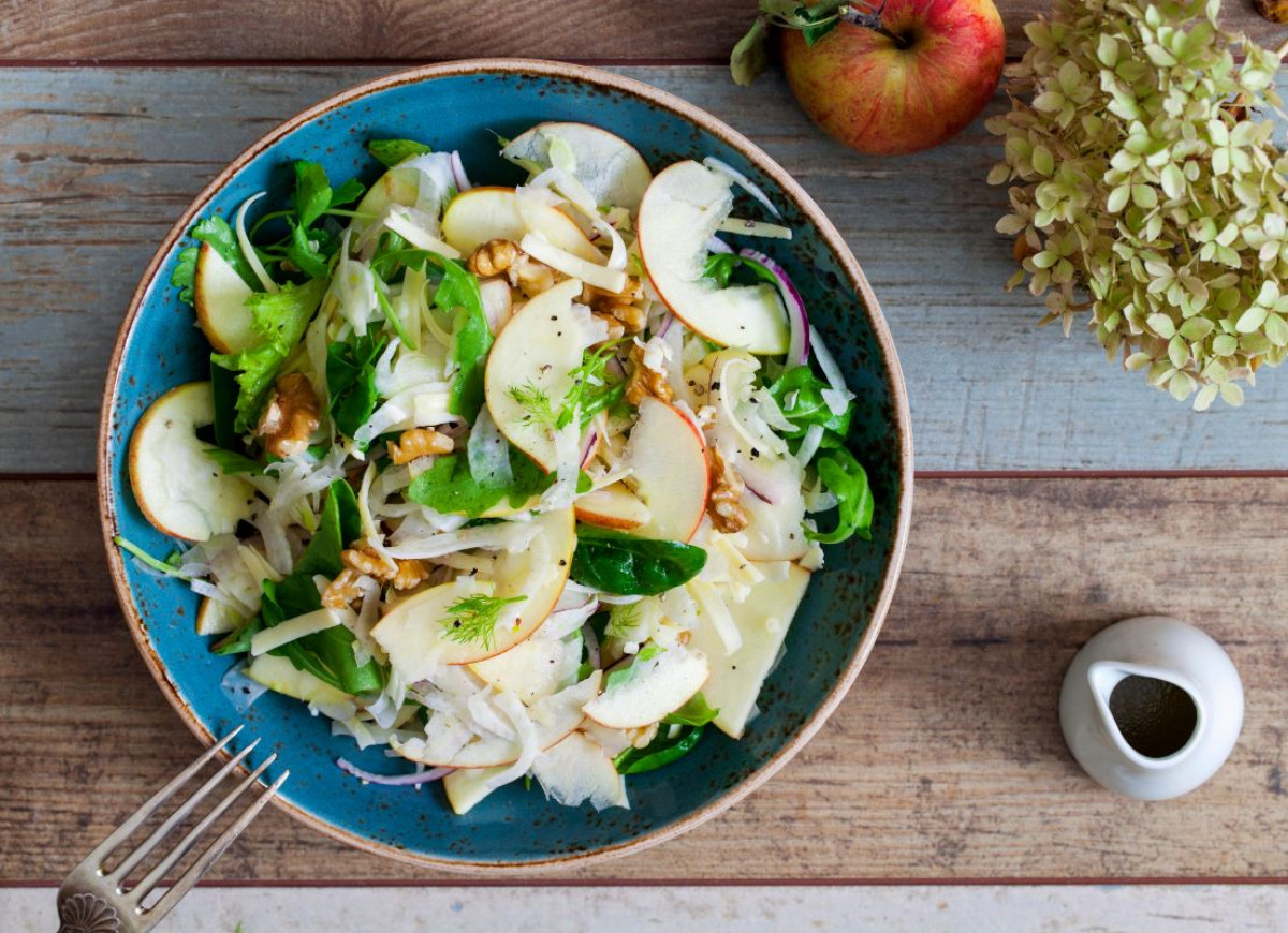 sałatka z kopru włoskiego