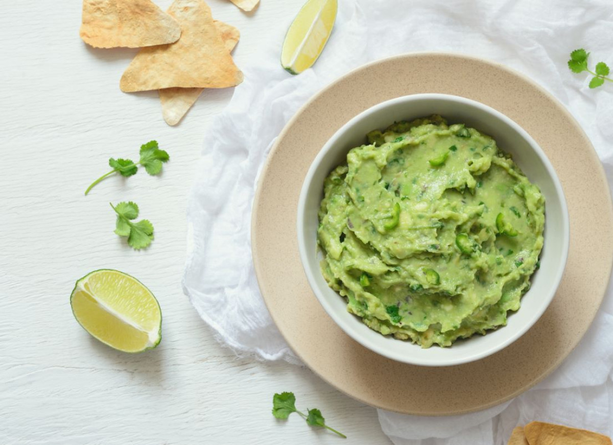 Pasta z awokado i jajka