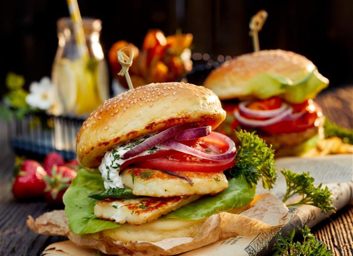 Halloumi burger