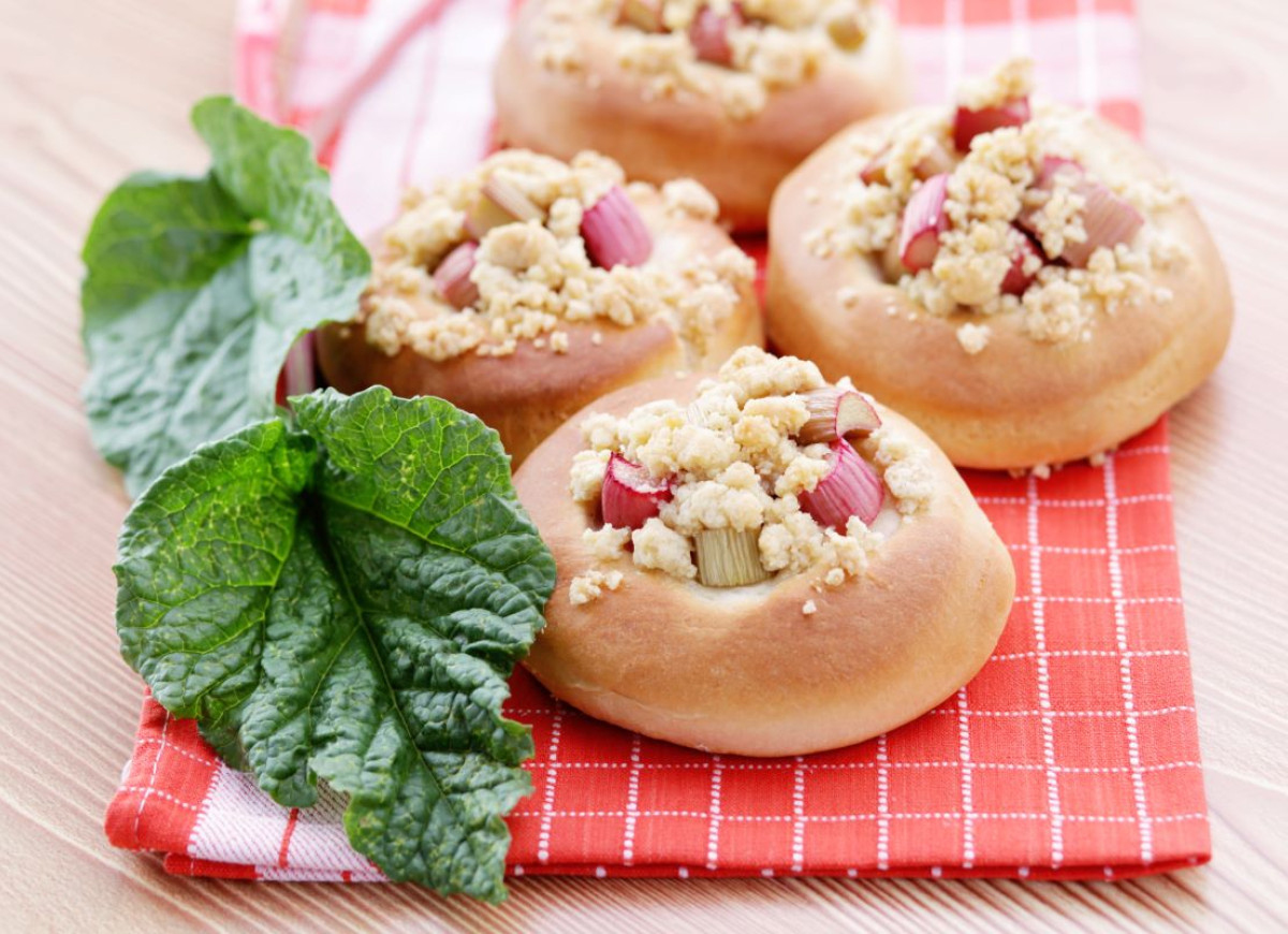 Bułeczki z rabarbarem