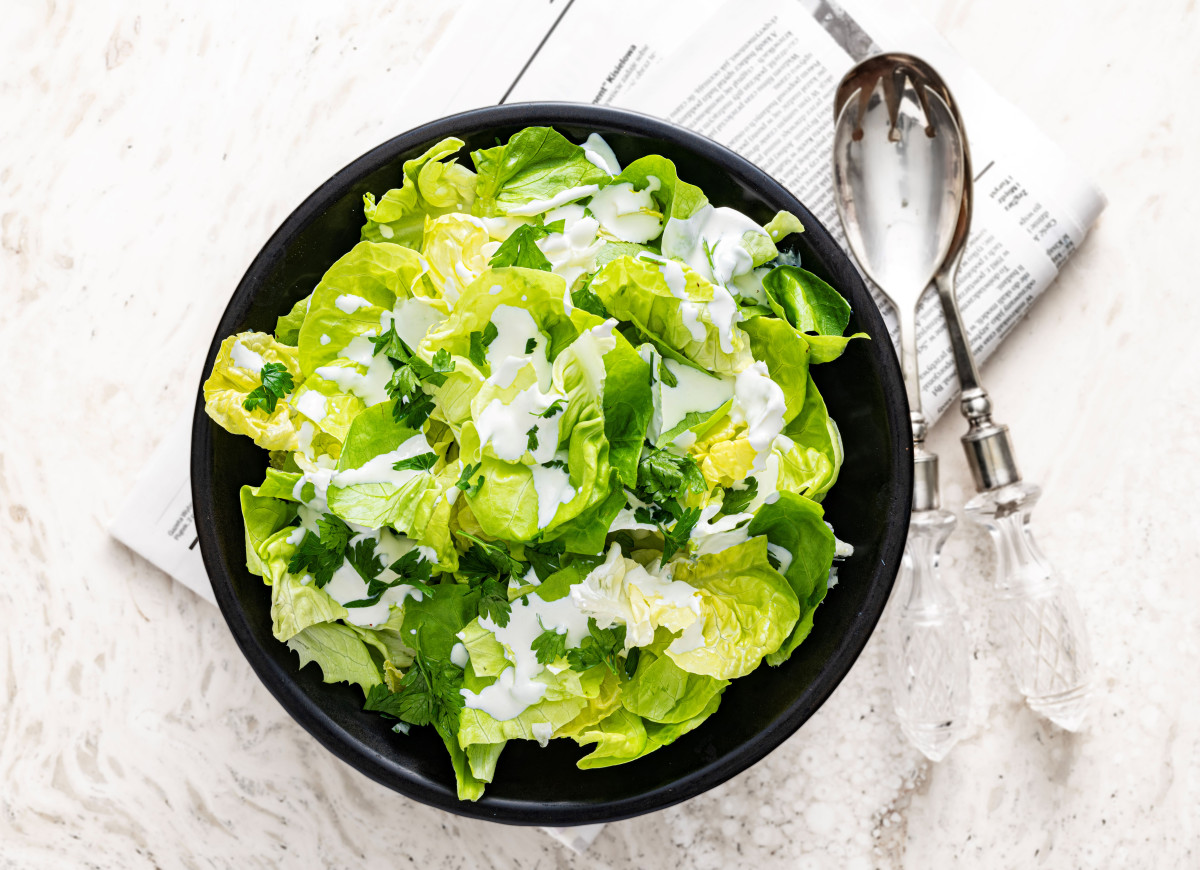 Sałata ze śmietaną