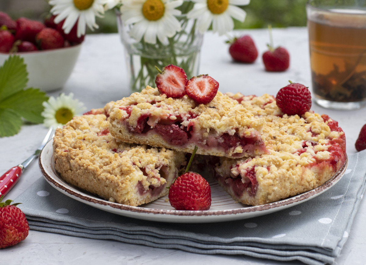 Ciasto z truskawkami i kruszonką