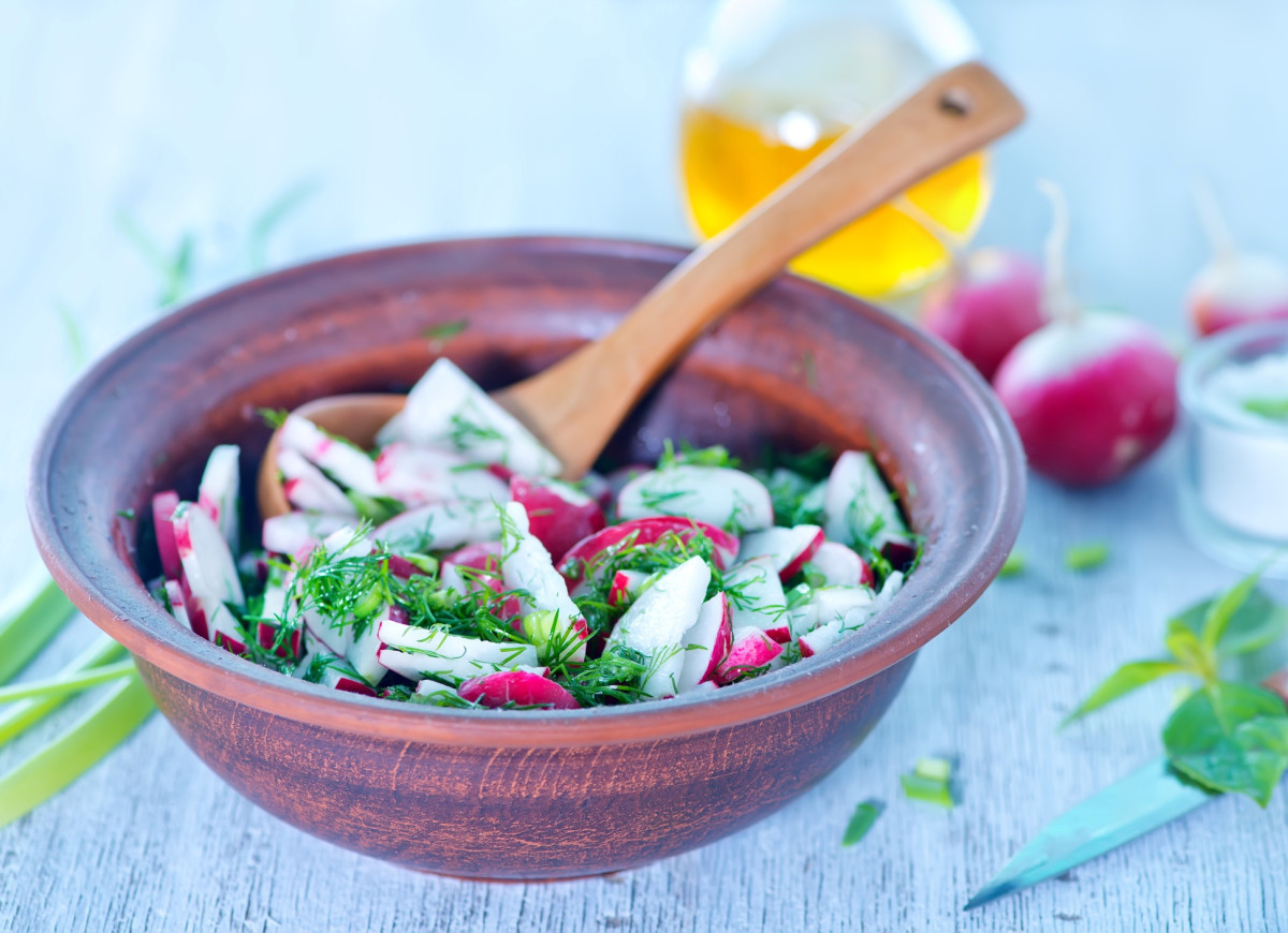 Surówka z rzodkiewki