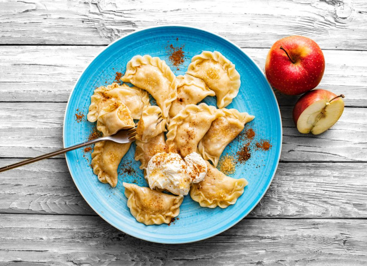 Pierogi z jabłkami