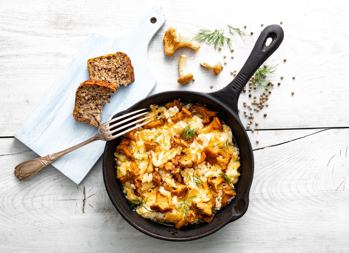 jajecznica z kurkami