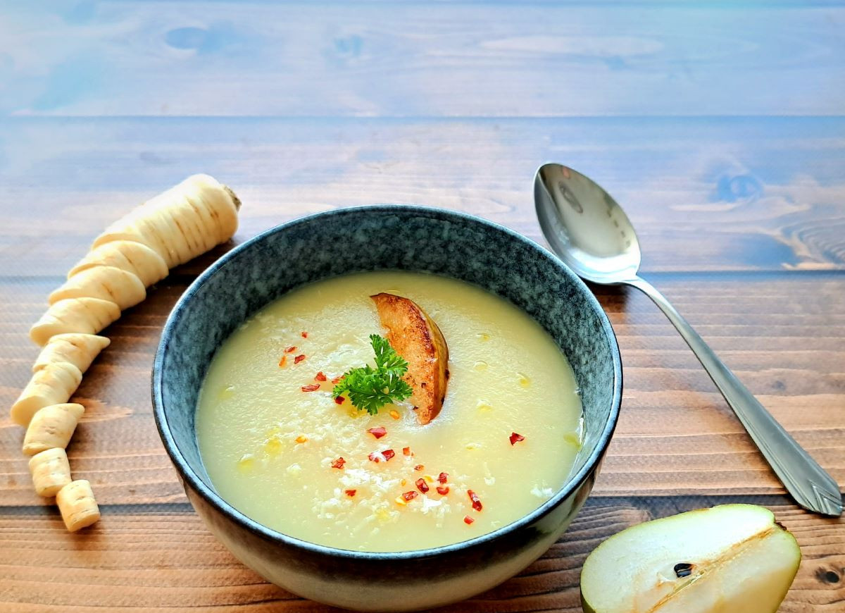 Krem z gruszki i pietruszki